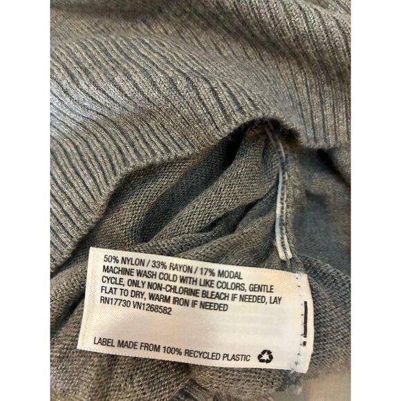 Isabel Maternity Sweater Womens Size S Gray V Neck Long Sleeve Stretch Ruched - Picture 7 of 7